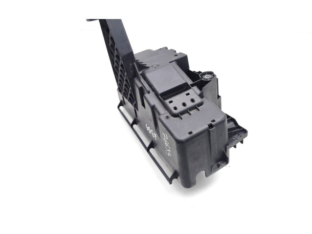 Блок предохранителей 30728132   Volvo XC90    