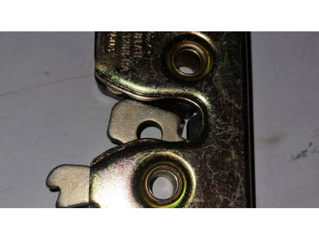 Zámek zadních dveří 81ABV43288BA, 6119331   Ford Escort 1985