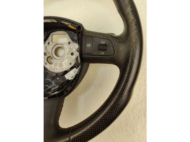 Volant Audi Q7 4L 2007 4F0124A  