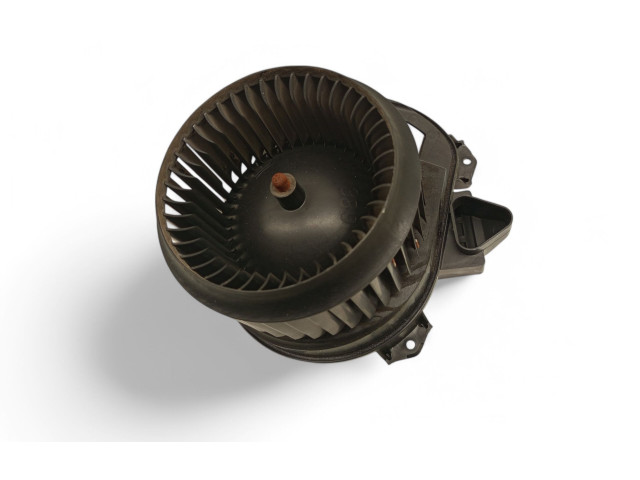 Вентилятор печки    A2469061601, A2229060303   Mercedes-Benz GLA W156