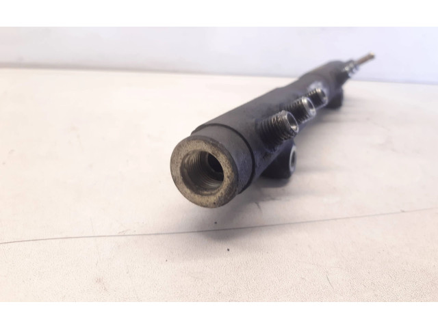 Топливная рампа 30757146, 007614L2 Volvo V70