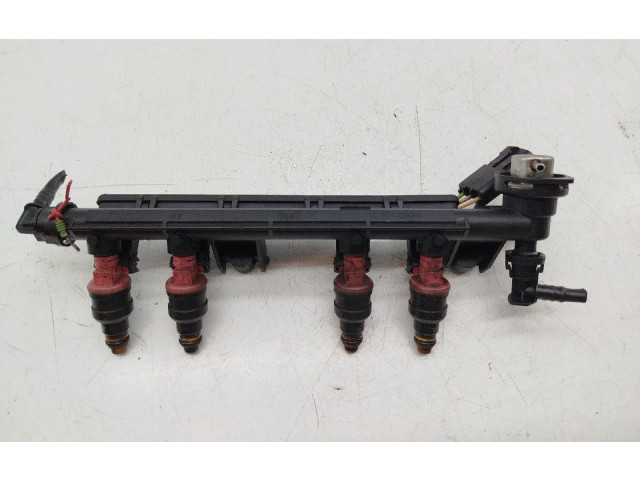 Топливная рампа 7700108667 Renault Clio II