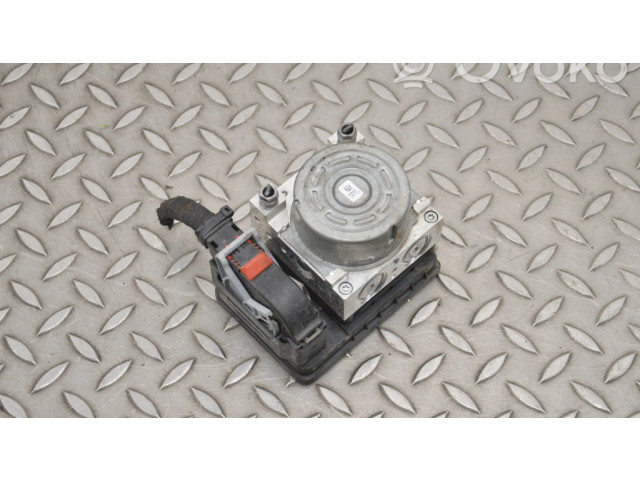 Jednotka ABS 5WA614517BL   Volkswagen Golf VIII 2021
