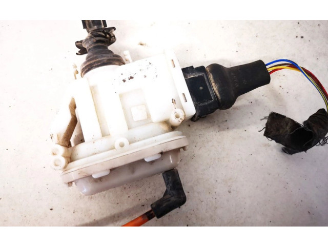 Турбина Вакуумный насос центрально замка Volkswagen PASSAT B3  357862153f         