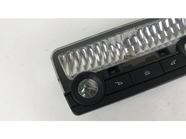 Фонарь освещения задних мест