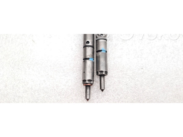 Форсунка 059130201F    Audi A6 S6 C5 4B   