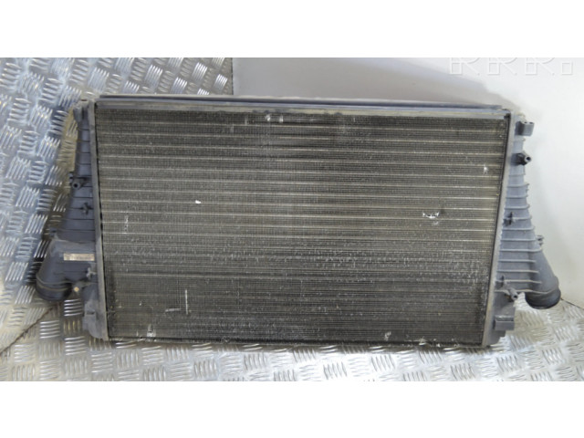 Интеркулер 13136681, 15290799 Opel Vectra C 1.9