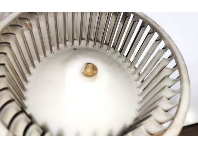 Вентилятор печки       KIA Ceed