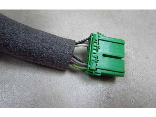 Зеркало электрическое        Volvo V70  2000 - 2004 года   