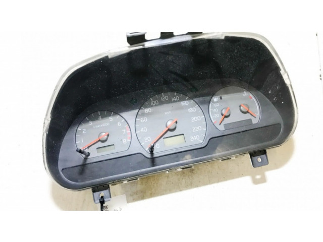 Панель приборов 30862230, 30858334 Volvo S40, V40