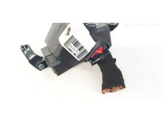 Блок предохранителей     Audi A3 S3 8P    