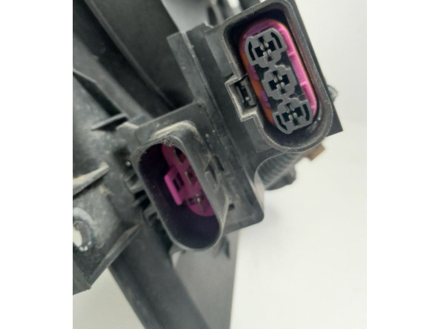 Вентилятор радиатора     1355D30016, 188890    Audi A3 S3 8L 