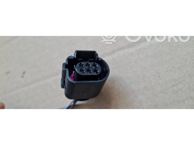 Дисплей    4H0973713F, 1563490   Audi A6 S6 C8 4K