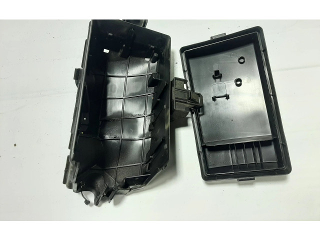 Блок предохранителей  5Q0907361D   Skoda Superb B8 (3V)    