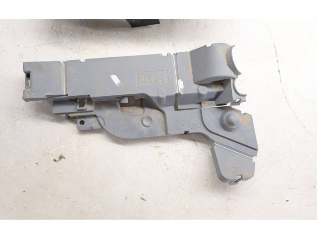 Pojistková skříňka 31473767, 32200086 Volvo V60 2020