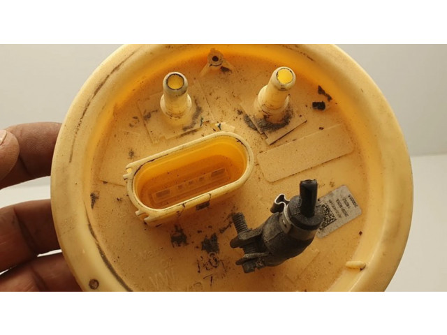 Насос топлива (в топливном баке)