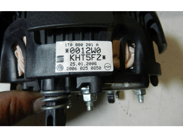 Руль Volkswagen Touran I 2003 - 2010 года 6Q0419091G, 1T0880201A