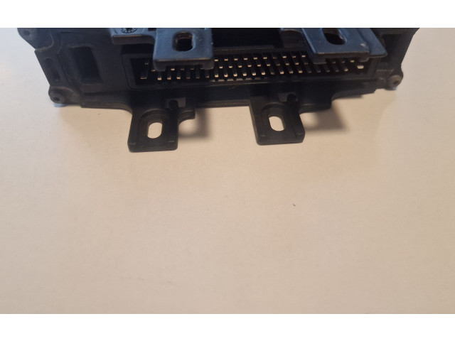 Блок управления коробкой передач 01M927733GN   Audi A3 S3 8L