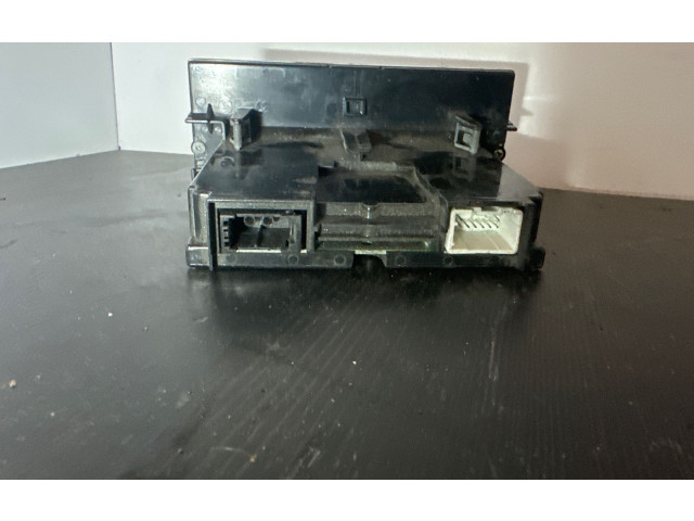 Дисплей    30679647, 002000150739   Volvo V50