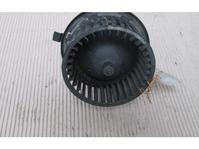 Вентилятор печки Volkswagen Golf II