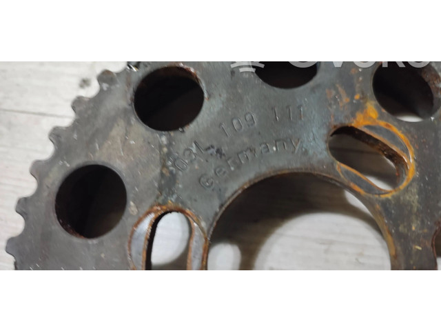 Шкив распределительного вала / ванус 03L109111   Audi TT TTS Mk2