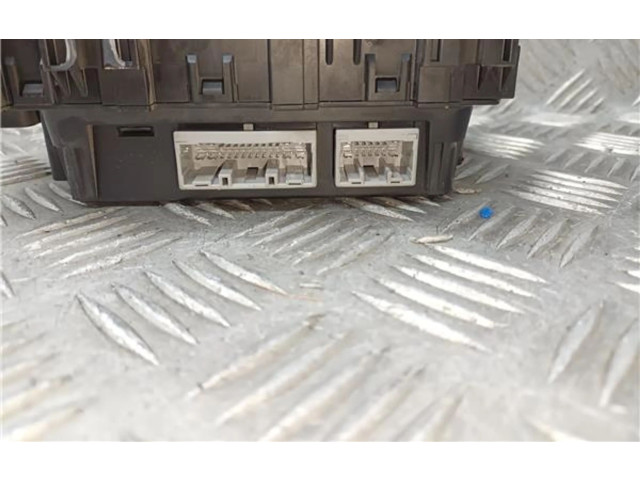   Pojistková skříňka 3677068K0, 36770M68K0   Suzuki Alto 2010