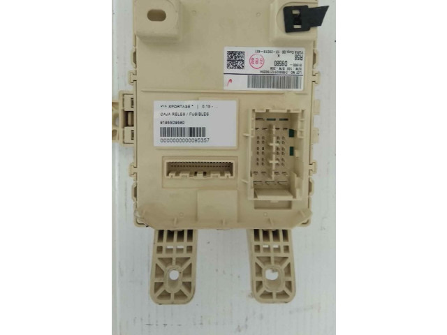 Блок предохранителей 91955D9580   KIA Sportage    