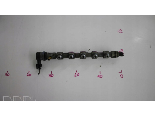 Магистральная трубка топлива