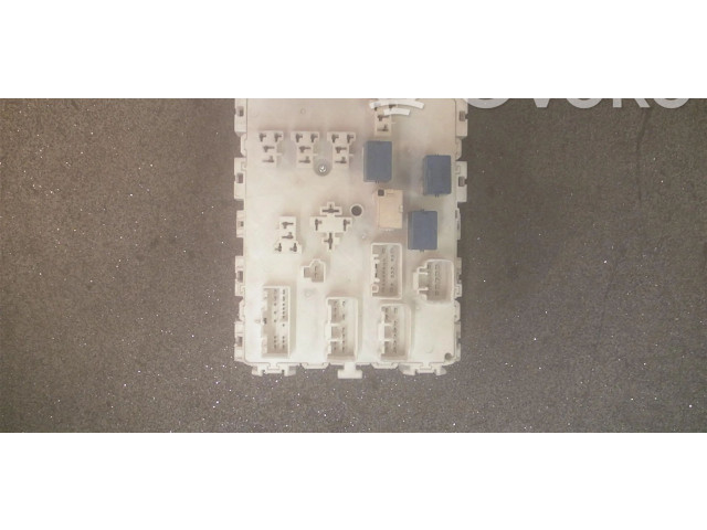   Pojistková skříňka    Suzuki Swift 2011