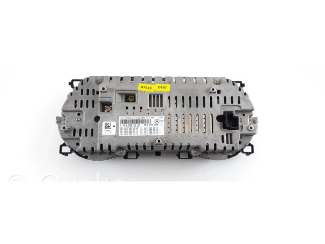 Přístrojová deska Mercedes-Benz E W213 2016 A2139000722, A2139016409