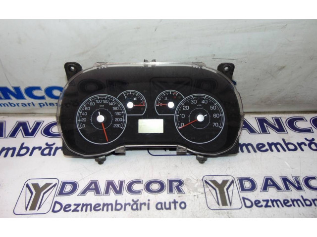 Панель приборов 51803088 Fiat Grande Punto