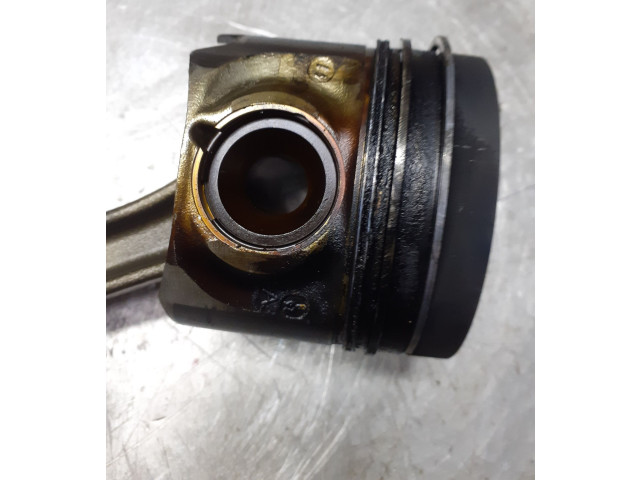 Píst 059AG Audi A5 8T 8F CGKA