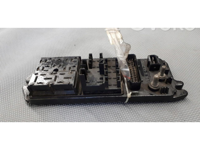 Блок предохранителей  PA6-GF-M40   Alfa Romeo 166    