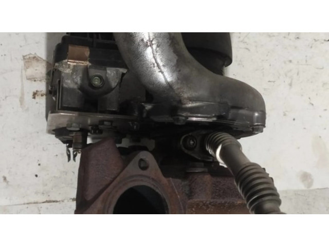 Turbodmychadlo Турбина 059145721F Audi A4 S4 B7 8E 8H 2.7