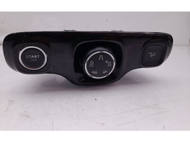 Блок управления 96784282ZD Citroen C3 Aircross