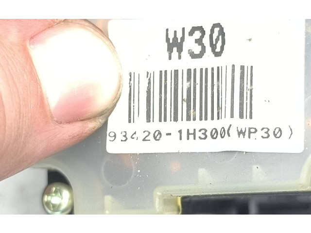 Ручка стеклоочистителей 934201H300 KIA Ceed