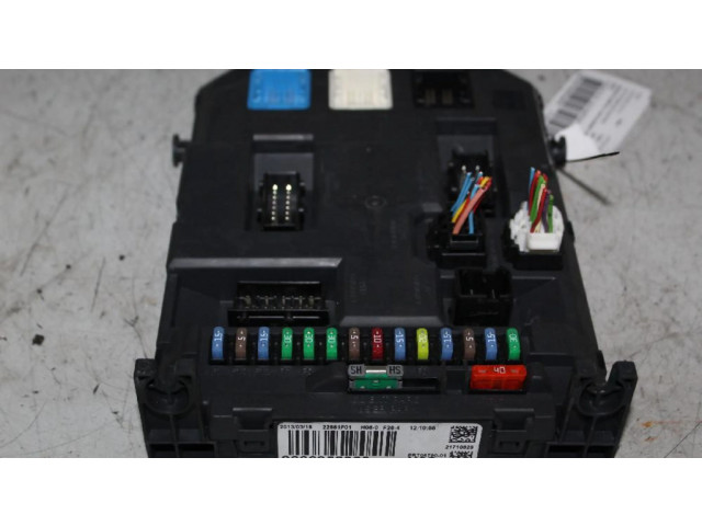 Блок предохранителей    Citroen C3 Picasso    