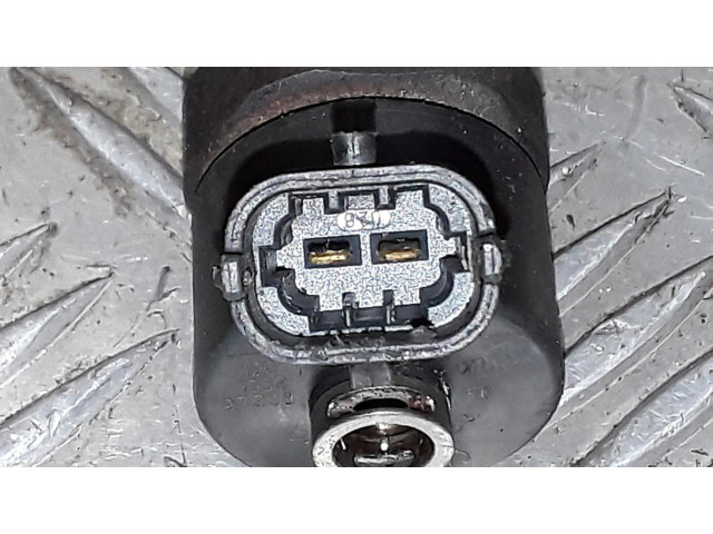 Vstřikovač 0445110030 Alfa Romeo 75