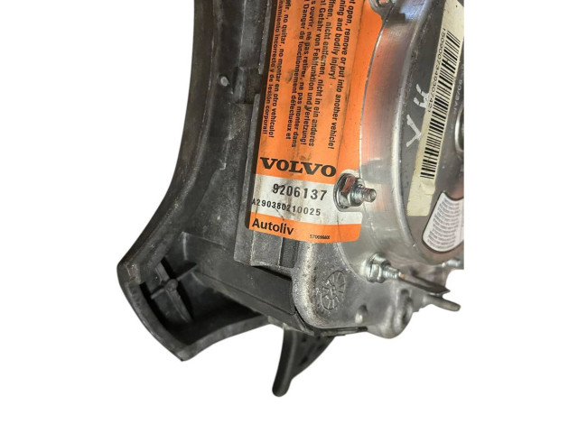 Подушка безопасности водителя 9206137   Volvo V70