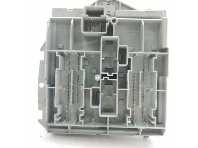 Блок предохранителей 60689045 Alfa Romeo 166