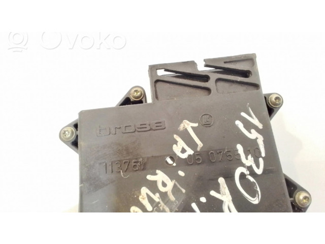 Передний двигатель механизма для подъема окон