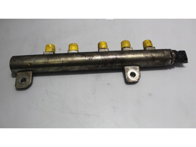 Магистральная трубка топлива