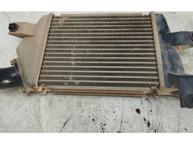 Интеркулер     Mitsubishi L200 