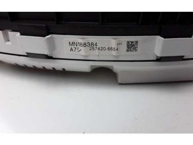 Панель приборов MN188384 Mitsubishi Grandis