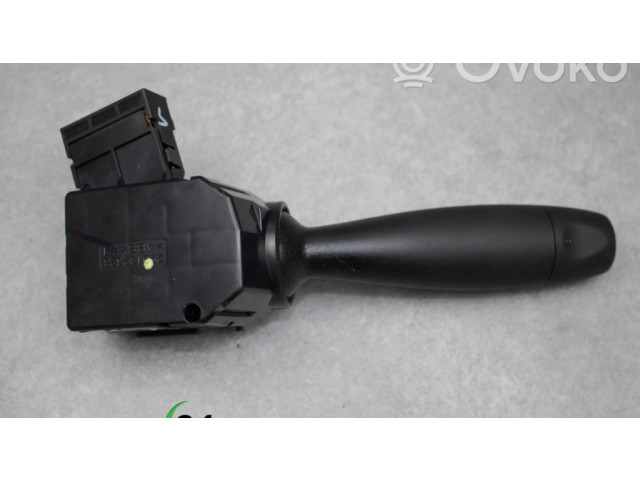 Ручка стеклоочистителей