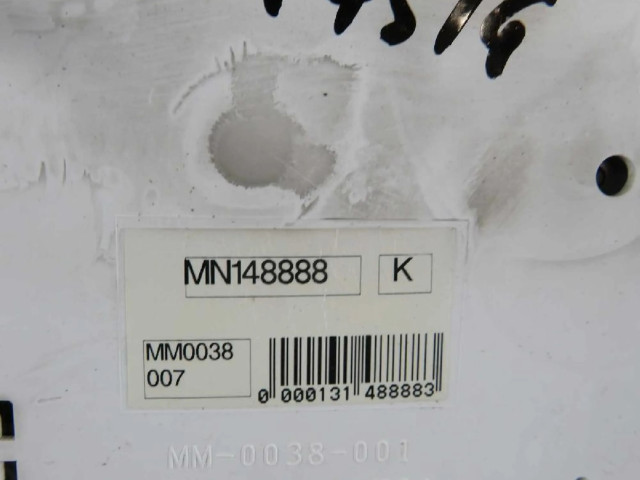 Панель приборов MN148888K Mitsubishi Colt