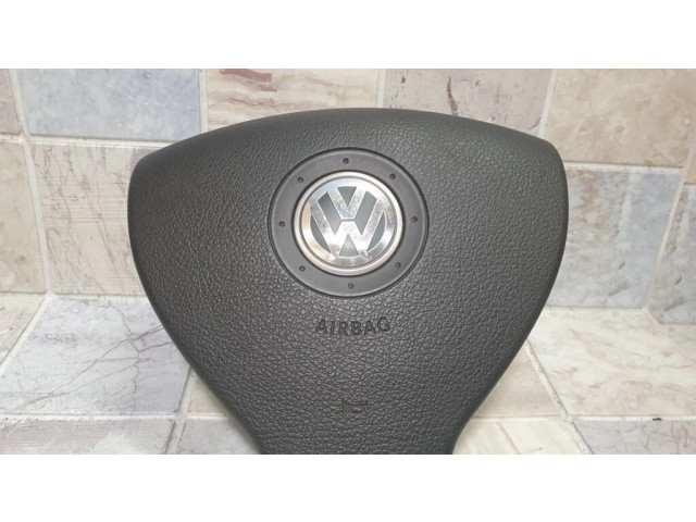 Подушка безопасности водителя 1K0880201DC, 61815051 Volkswagen Golf V