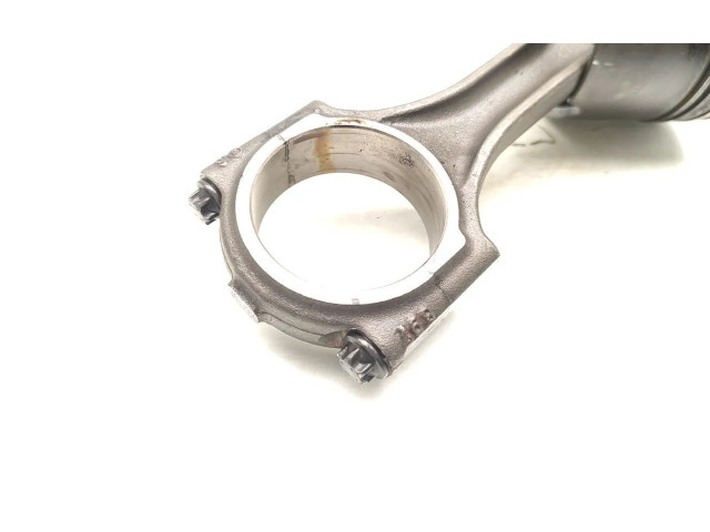 Поршень с шатуном 224DT 224DT Jaguar XF