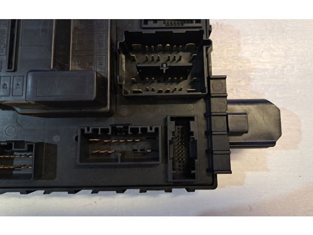 Pojistková skříňka BL1T15604AA Lincoln Navigator 2011