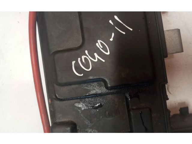 Блок предохранителей 31337183, 202725 Volvo S60